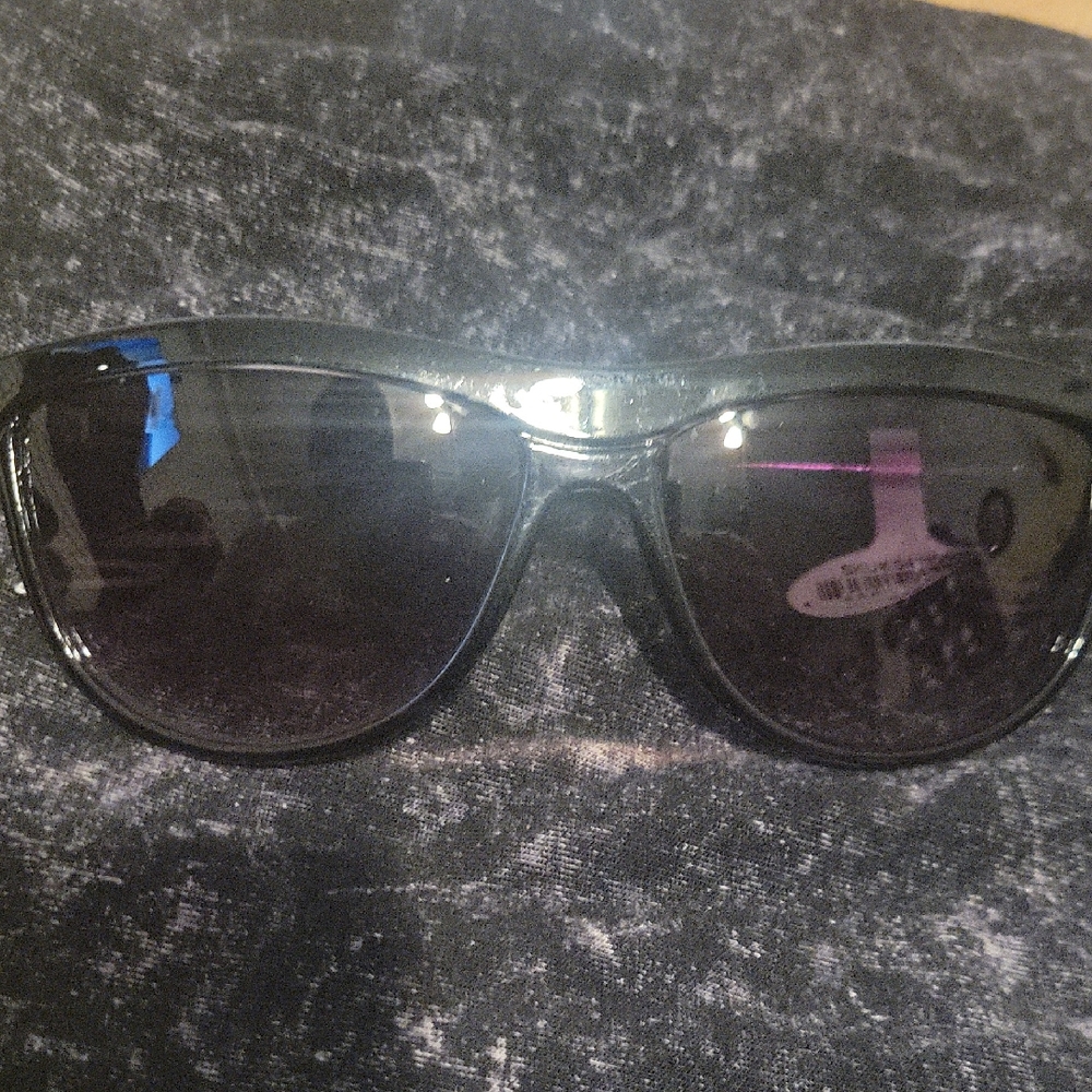 Stylish Black Sunglasses